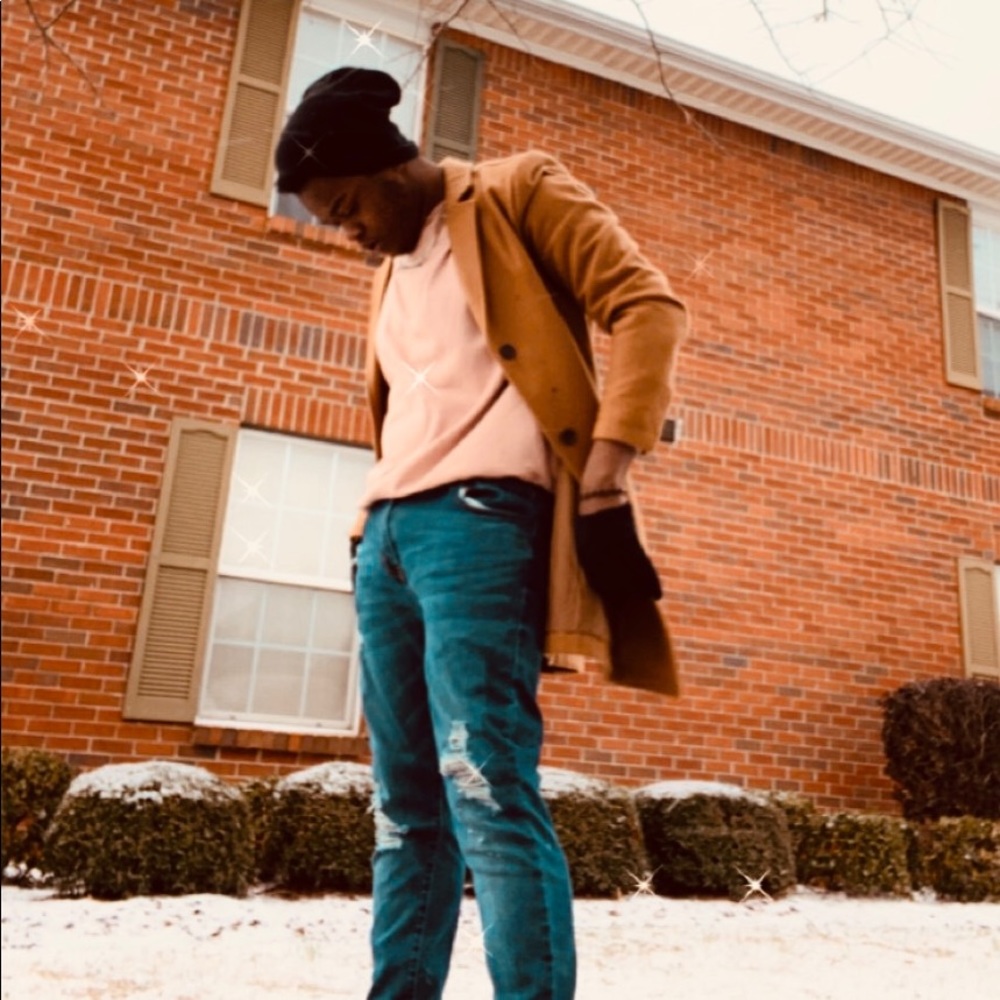 Meet your Posher, Xavian